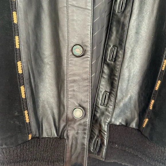 Black sweater with Geometric pattern with leather